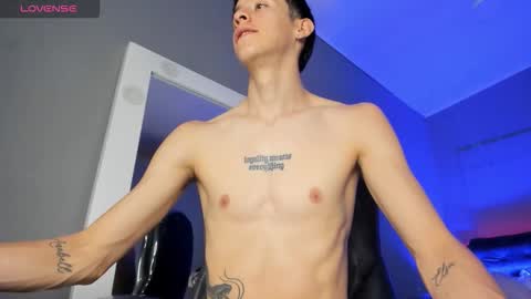 Snapshot of jhon_snow__ chatting on 11-07-25, 03:12 Jhon online show from 11-07-25, 03:12