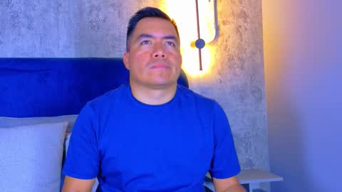 Snapshot of jhonatan_morales_s chatting on 12-17-25, 01:44 jhonatan_morales_s online show from 12-17-25, 01:44
