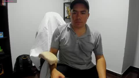 jhonatan_morales_s online show from 07-08-26, 12:48