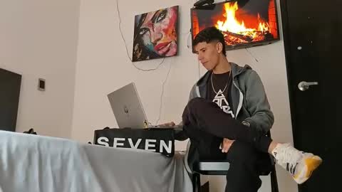 jhon online show from 02-23-25, 03:40