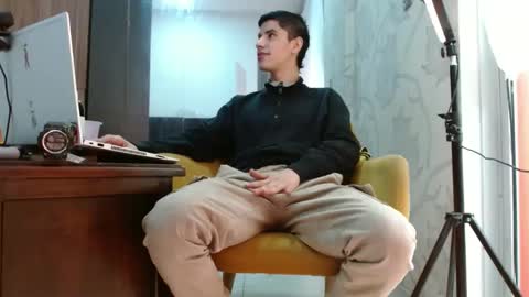 jhon online show from 09-30-25, 04:45