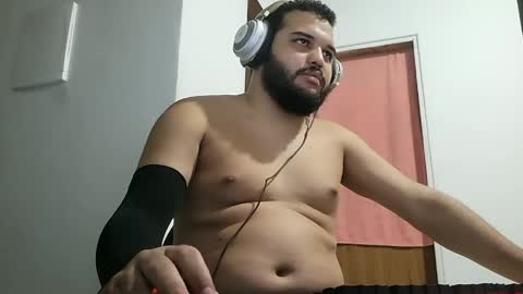 jhonizin online show from 04-20-26, 03:42