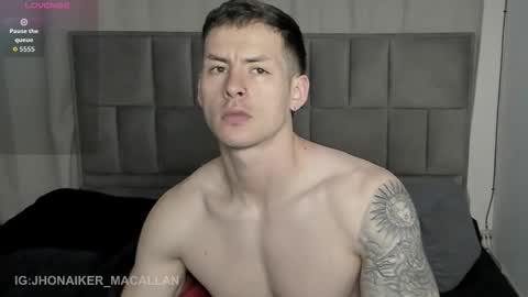 Snapshot of jhonny_macallan chatting on 09-21-25, 03:02 Jhonaiker online show from 09-21-25, 03:02