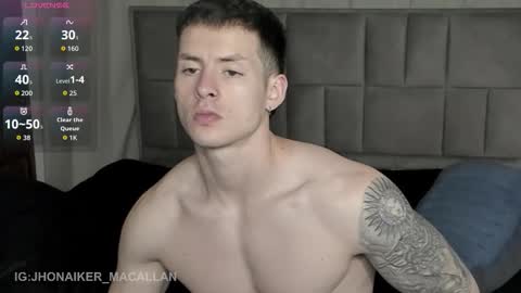 Snapshot of jhonny_macallan chatting on 09-24-25, 01:42 Jhonaiker online show from 09-24-25, 01:42