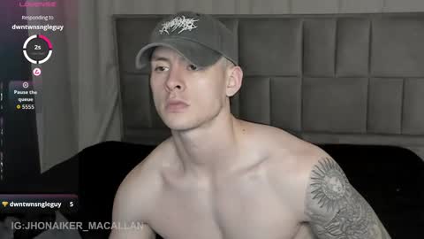 Snapshot of jhonny_macallan chatting on 10-02-25, 05:03 Jhonaiker online show from 10-02-25, 05:03