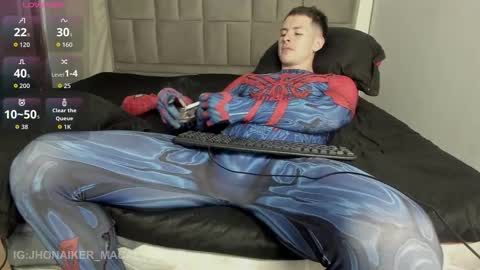 Snapshot of jhonny_macallan chatting on 10-31-25, 07:59 Jhonaiker online show from 10-31-25, 07:59