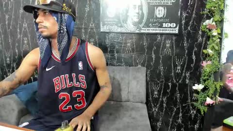 Snapshot of jhonson821 chatting on 11-20-25, 05:56 jhonson821 online show from 11-20-25, 05:56