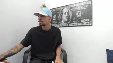 Snapshot of jhonson821 chatting on 11-30-25, 08:40 jhonson821 online show from 11-30-25, 08:40