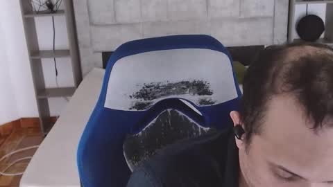 jhontorres018 online show from 03-06-26, 12:40