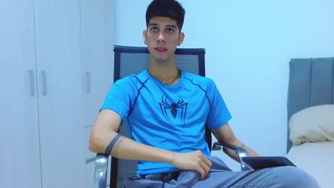 Snapshot of jhony_sex3 chatting on 10-11-25, 03:39 jhony_sex3 online show from 10-11-25, 03:39