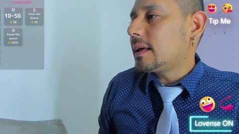 Jhony Alzate online show from 12-10-24, 06:01