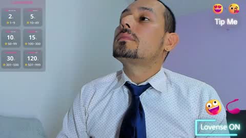 Jhony Alzate online show from 12-20-24, 03:25