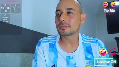 Jhony Alzate online show from 02-13-25, 02:12