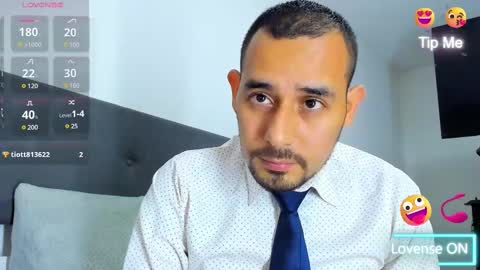 Jhony Alzate online show from 03-11-25, 01:37