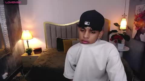 jhos online show from 12-18-25, 02:01