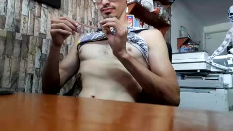 Jhosuamoore  online show from 10-25-25, 05:08