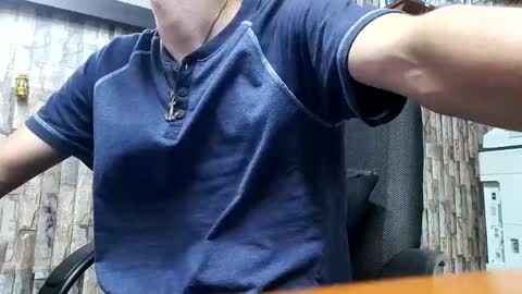 Jhosuamoore  online show from 12-17-25, 11:00