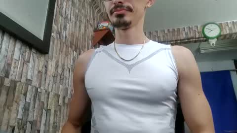 Snapshot of jhosuamoore chatting on 04-19-26, 12:48 Jhosuamoore online show from 04-19-26, 12:48
