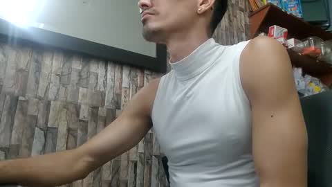 Snapshot of jhosuamoore chatting on 05-16-26, 02:38 Jhosuamoore online show from 05-16-26, 02:38