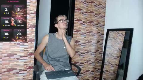 jhosuamoore2 online show from 11-06-25, 11:55