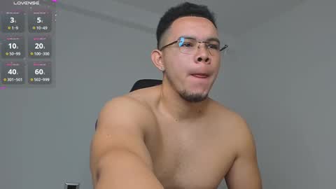 Jhonatan80  online show from 11-14-25, 10:03