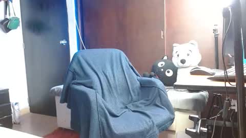 julian online show from 11-22-25, 12:09