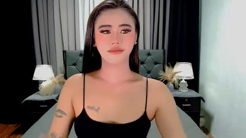 jhuliana_and_charles_room online show from 04-26-26, 12:08