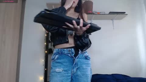 Emma online show from 05-02-26, 07:08