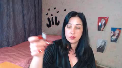 Snapshot of jill_stevens chatting on 10-06-25, 01:58 Jill online show from 10-06-25, 01:58