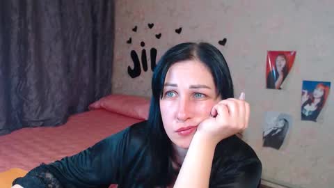 Snapshot of jill_stevens chatting on 10-13-25, 03:23 Jill online show from 10-13-25, 03:23