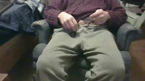 Snapshot of jimjayster chatting on 02-21-25, 02:28 jimjayster online show from 02-21-25, 02:28