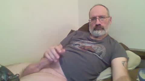 Snapshot of jimmielove2046 chatting on 11-21-25, 06:39 jimmielove2046 online show from 11-21-25, 06:39