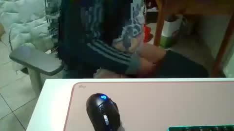 Snapshot of jimmy_dick86562 chatting on 11-15-25, 01:03 jimmy_dick86562 online show from 11-15-25, 01:03