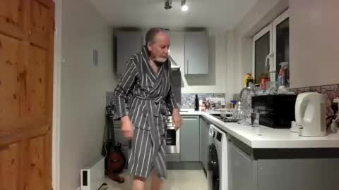 Jim Redgewell online show from 01-10-26, 05:37