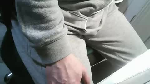 Snapshot of jimmychongax chatting on 01-18-25, 09:02 Jimmychongax online show from 01-18-25, 09:02