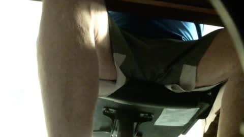 jimwellhung online show from 11-27-25, 04:03