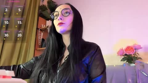 Snapshot of jinhee_noir chatting on 12-01-25, 10:42 Jinhee Noir online show from 12-01-25, 10:42