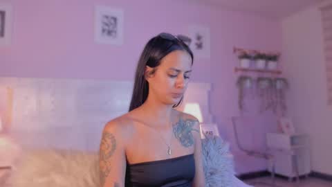 Snapshot of jinx_dh chatting on 11-29-25, 02:42 Jinx online show from 11-29-25, 02:42