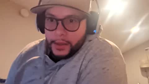 Snapshot of jizzle192 chatting on 03-15-26, 03:56 jizzle192 online show from 03-15-26, 03:56