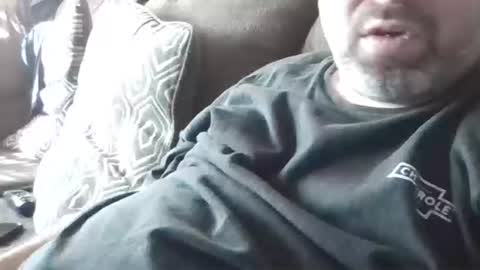 Snapshot of jj350ss chatting on 11-21-25, 05:11 jj350ss online show from 11-21-25, 05:11