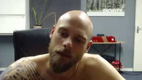 JamesJan van Rebel online show from 01-27-25, 06:20