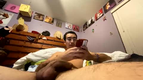Snapshot of jjmendez_03 chatting on 02-25-25, 02:47 Abel online show from 02-25-25, 02:47