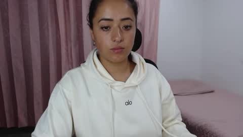 Julieta online show from 02-20-25, 05:23