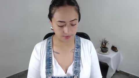 Julieta online show from 04-28-26, 12:09