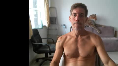 Snapshot of jlmbud chatting on 10-12-25, 10:47 jlmbud online show from 10-12-25, 10:47