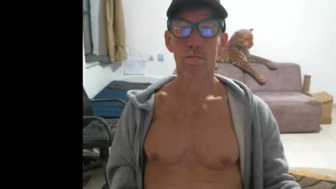 Snapshot of jlmbud chatting on 02-12-26, 09:54 jlmbud online show from 02-12-26, 09:54