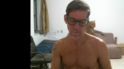 Snapshot of jlmbud chatting on 02-16-26, 11:45 jlmbud online show from 02-16-26, 11:45