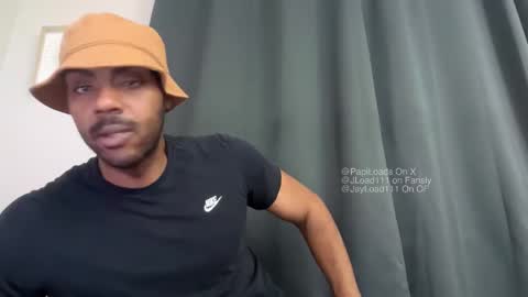 Snapshot of jloads_ chatting on 11-29-25, 02:47 Jay Load online show from 11-29-25, 02:47