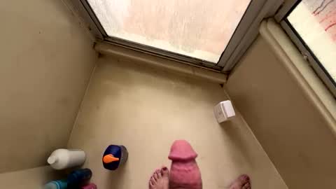 jm69044 online show from 12-18-25, 02:23