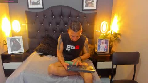 jm_hot_ online show from 01-28-25, 05:32